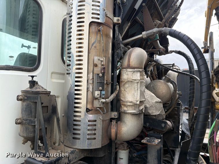 image for item FH6348 2012 Autocar Xpeditor refuse truck
