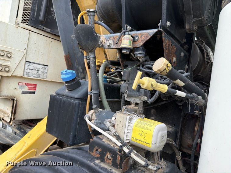 image for item FH6348 2012 Autocar Xpeditor refuse truck