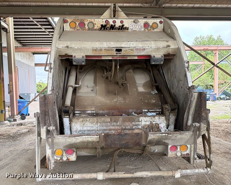 image for item FH6349 2007 Kenworth T300 refuse truck