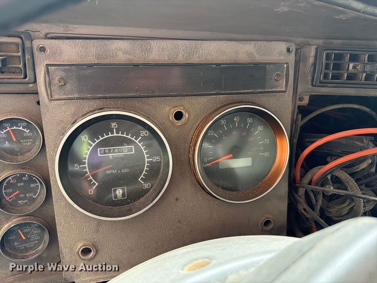 image for item FH6349 2007 Kenworth T300 refuse truck