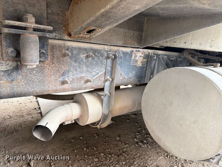 image for item FH6349 2007 Kenworth T300 refuse truck