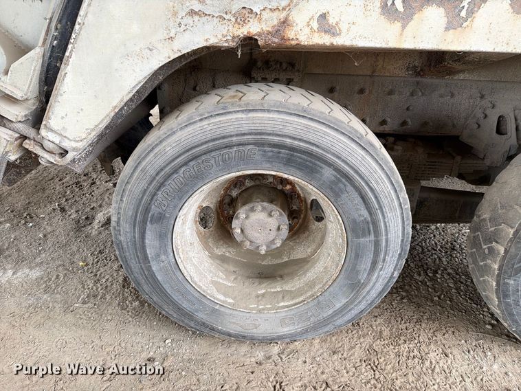 image for item FH6349 2007 Kenworth T300 refuse truck