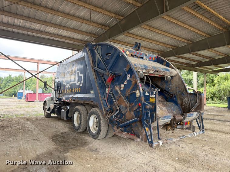image for item FH6393 2012 Kenworth T370 refuse truck