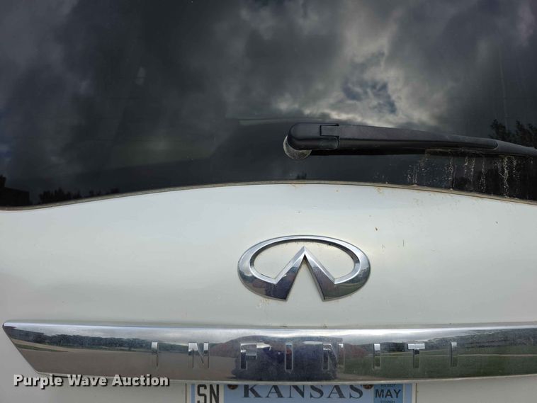 image for item FH6441 2011 Infiniti QX56 SUV