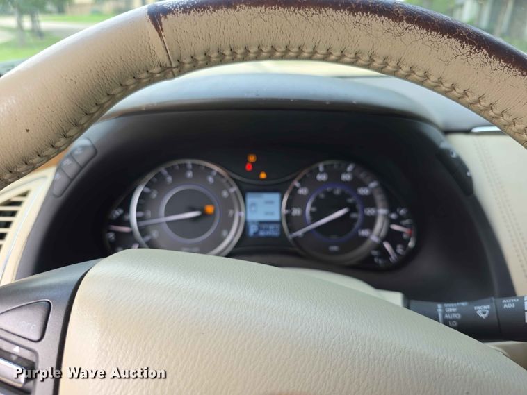 image for item FH6441 2011 Infiniti QX56 SUV