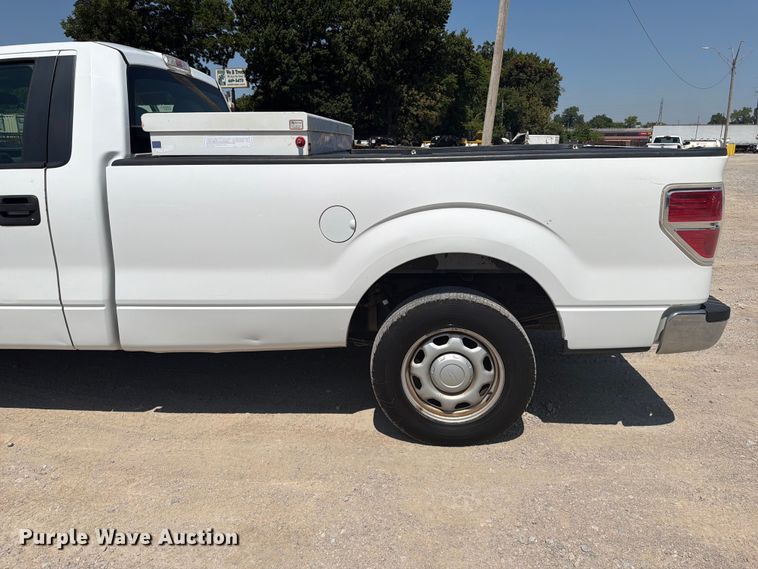 image for item FI0350 2011 Ford F150 pickup truck