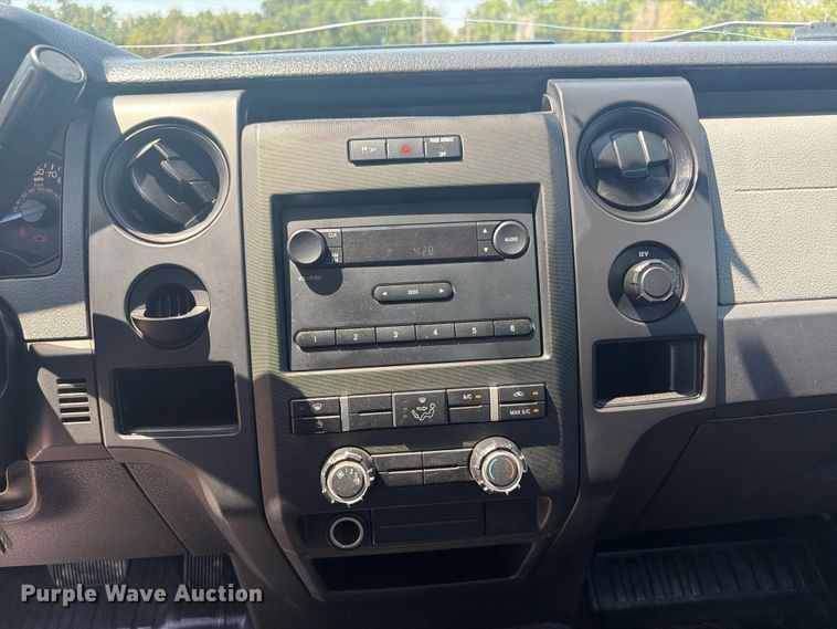 image for item FI0350 2011 Ford F150 pickup truck