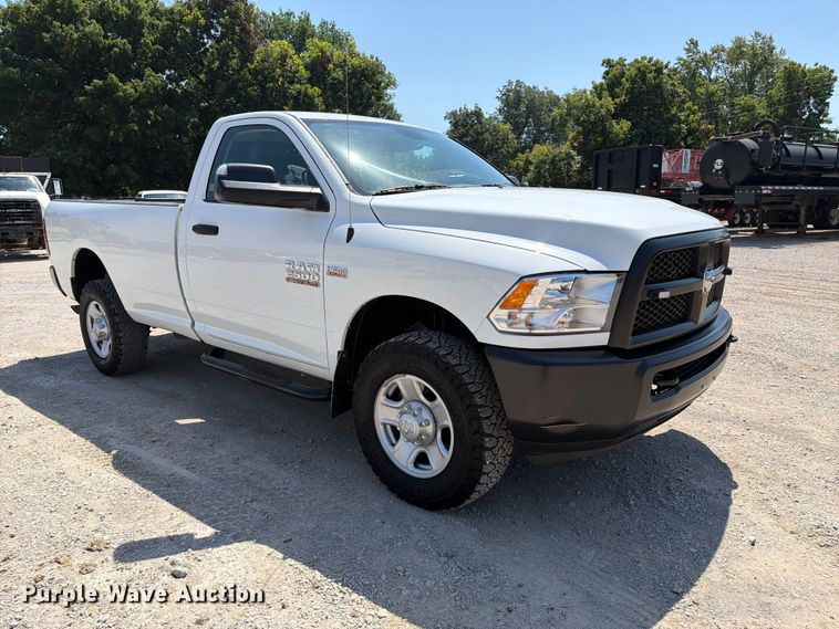 image for item FI0351 2015 RAM 2500 pickup truck