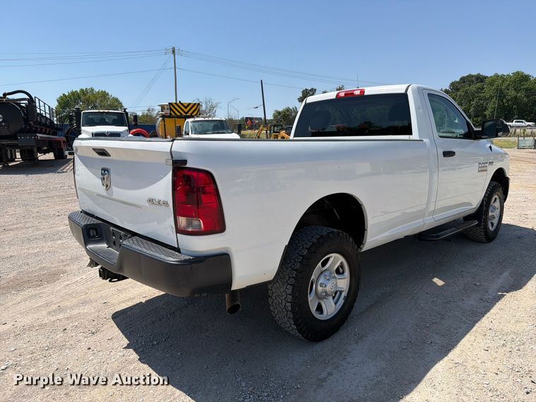 image for item FI0351 2015 RAM 2500 pickup truck
