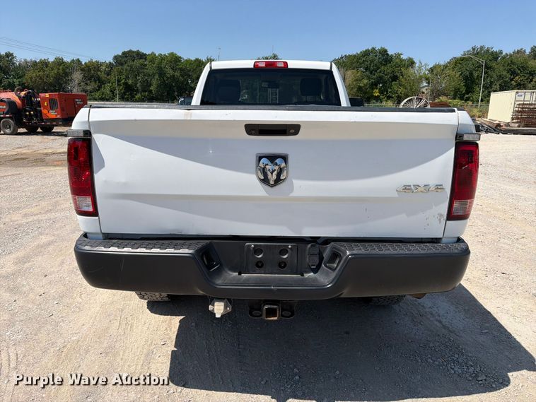 image for item FI0351 2015 RAM 2500 pickup truck