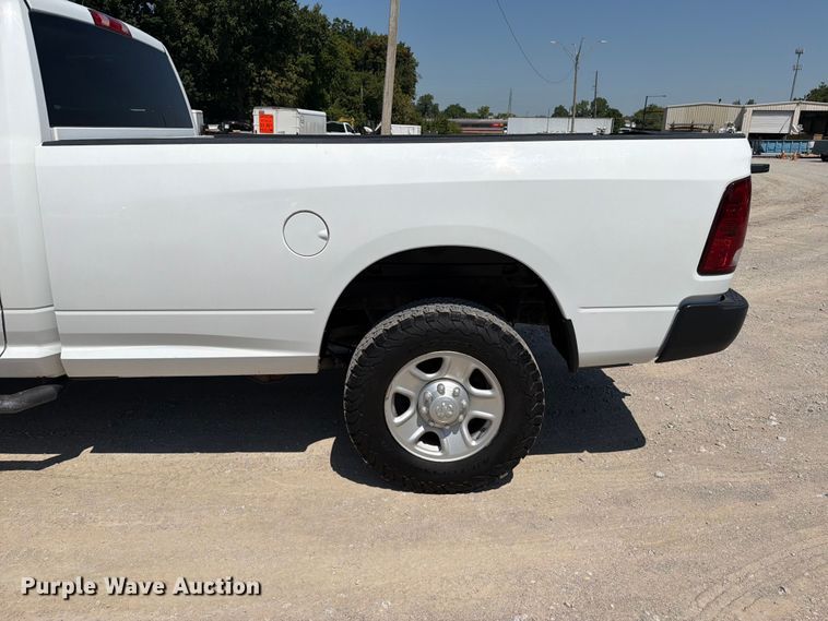 image for item FI0351 2015 RAM 2500 pickup truck