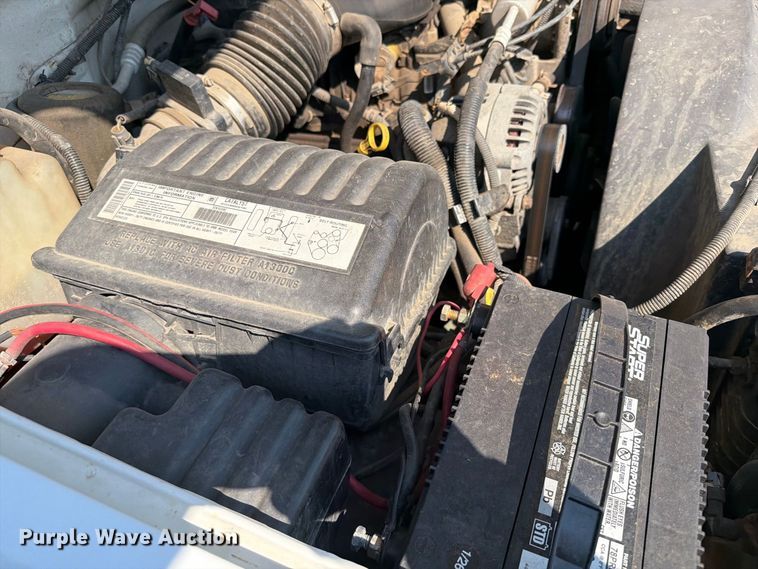 image for item FI0429 2000 Chevrolet K2500 pickup truck