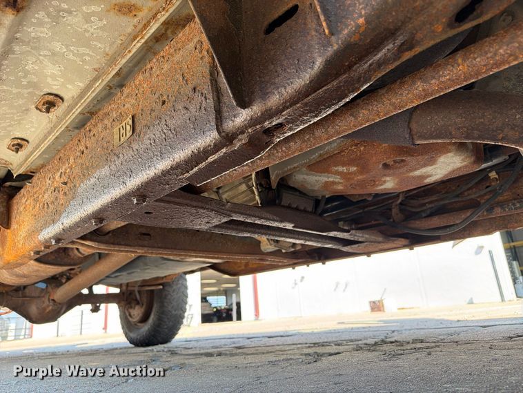 image for item FI0429 2000 Chevrolet K2500 pickup truck