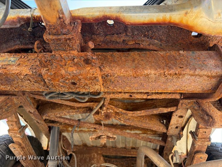 image for item FI0429 2000 Chevrolet K2500 pickup truck