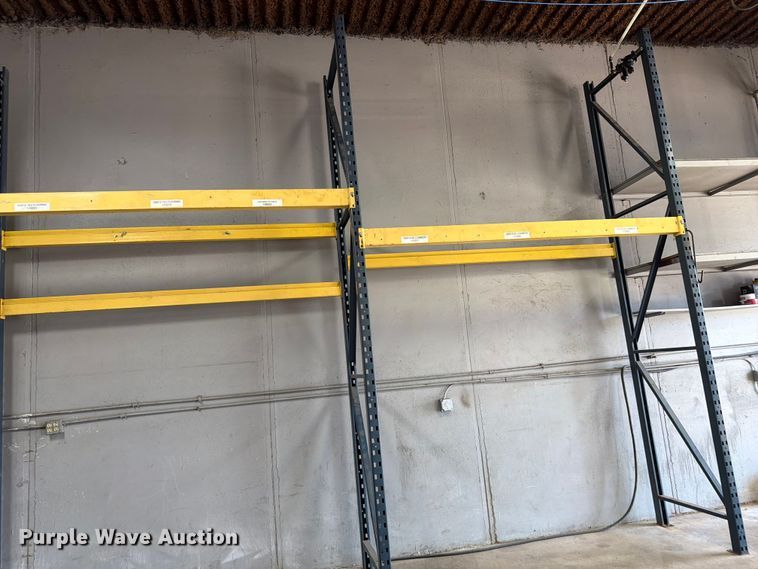 image for item FI0434 Pallet racking
