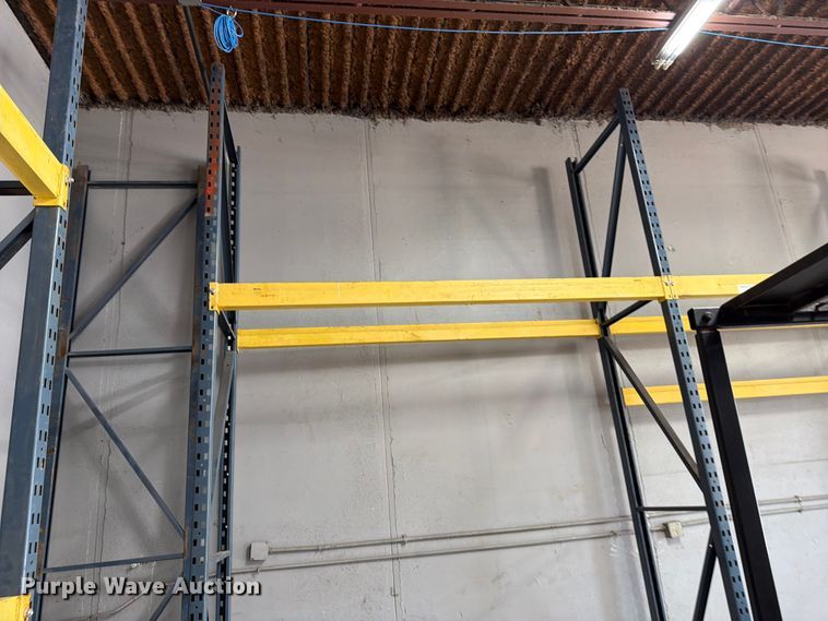 image for item FI0434 Pallet racking