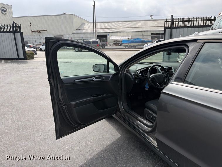 image for item FI2029 2016 Ford Fusion  