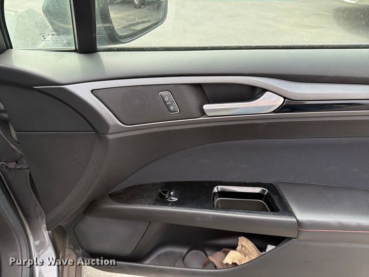 image for item FI2029 2016 Ford Fusion  