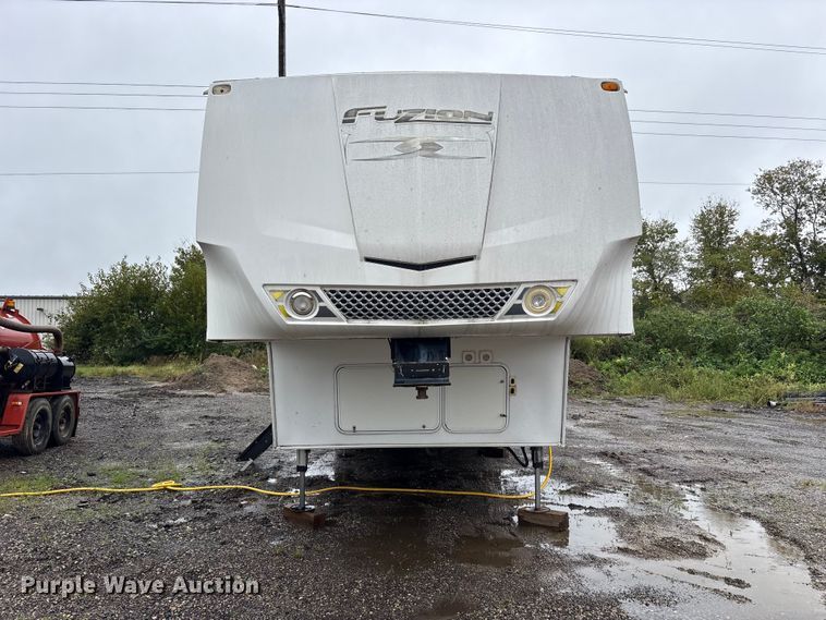 2009 Keystone FUSION