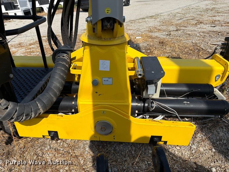 image for item FK3430 2021 Hyva HYLIV-LC120K  articulating knuckle boom crane