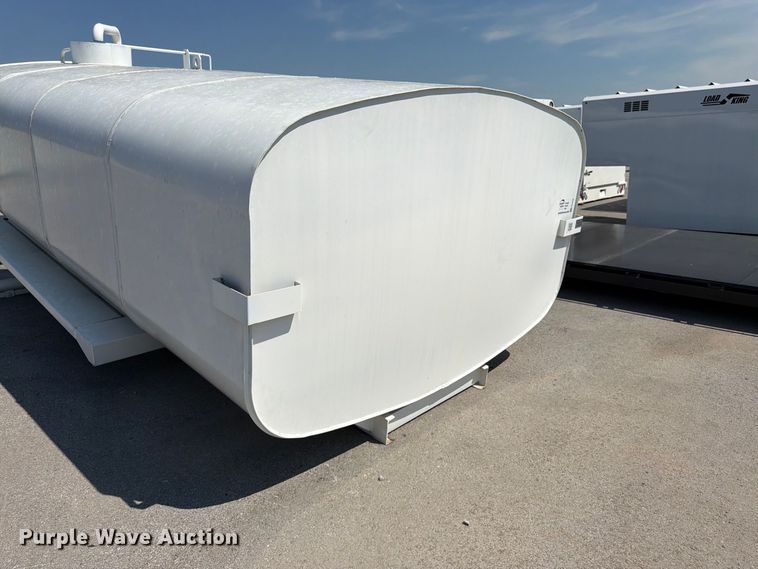 image for item FK3432 truck water tank bed