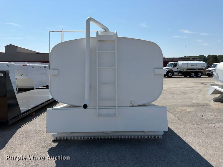 image for item FK3432 truck water tank bed