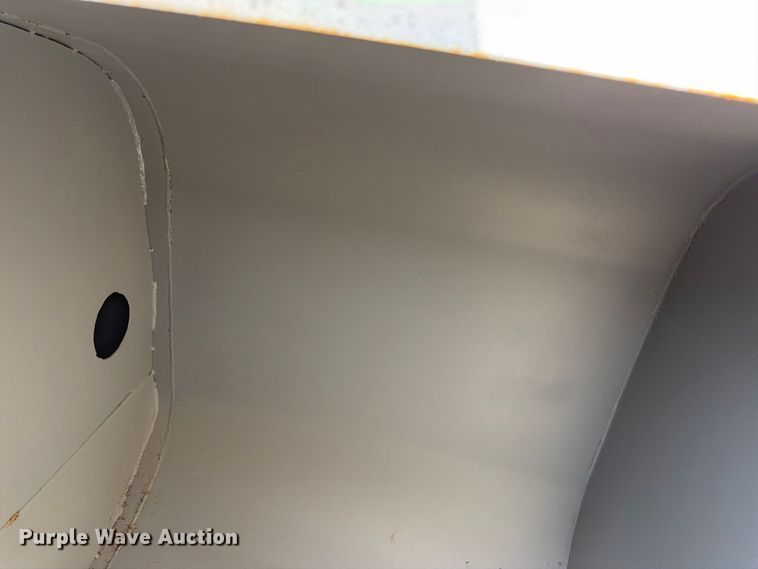 image for item FK3432 truck water tank bed