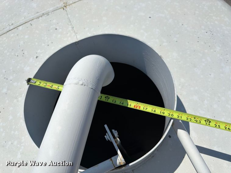 image for item FK3432 truck water tank bed