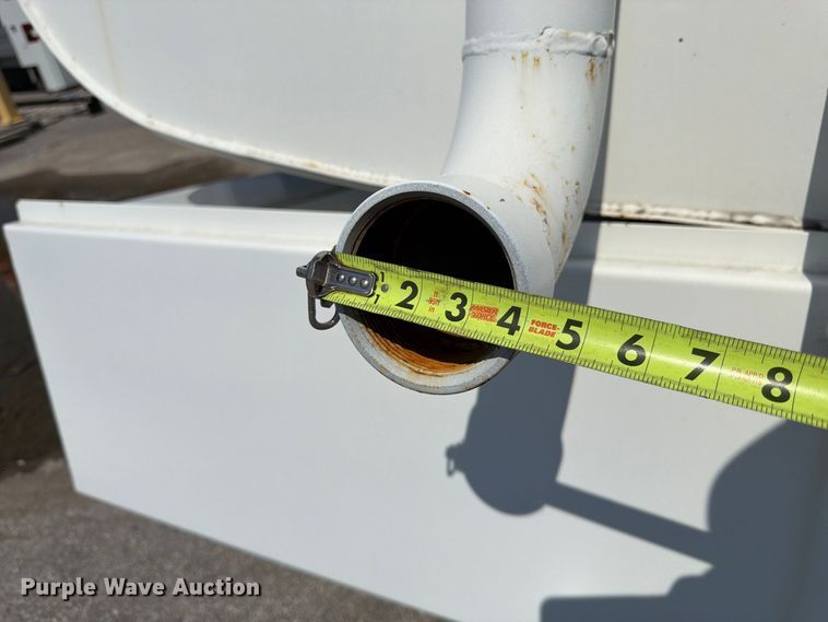 image for item FK3433 truck water tank bed