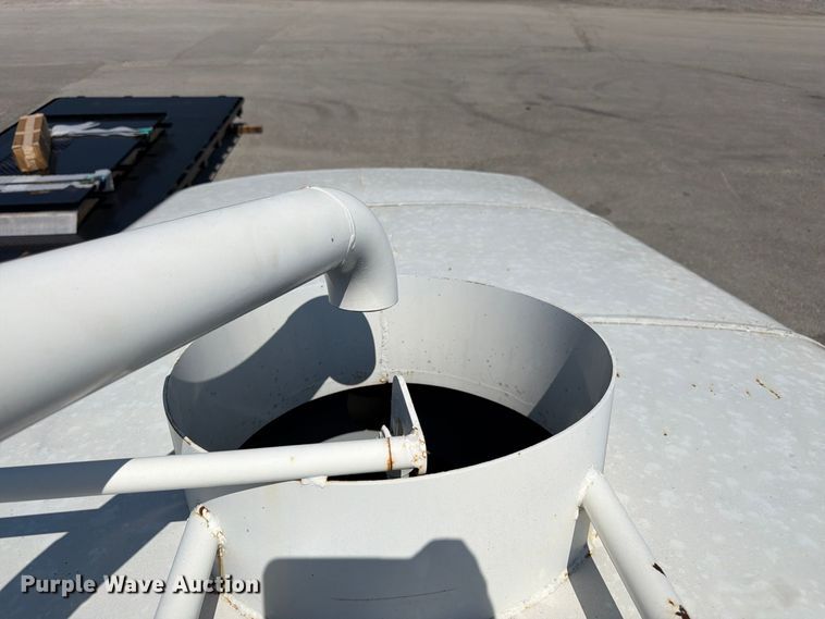 image for item FK3433 truck water tank bed