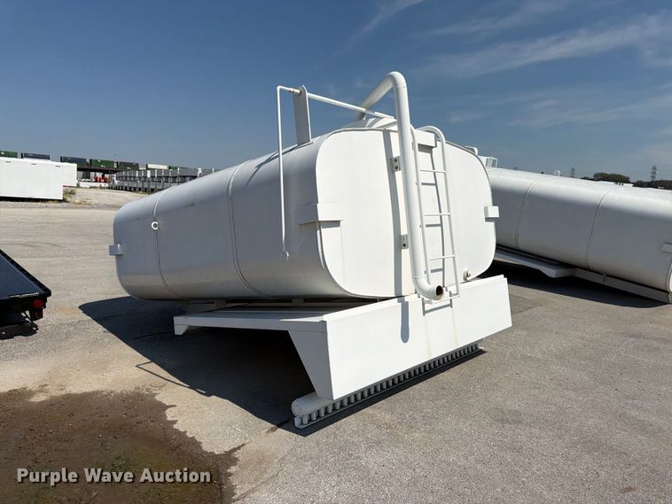 image for item FK3433 truck water tank bed