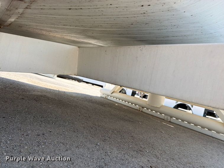 image for item FK3433 truck water tank bed