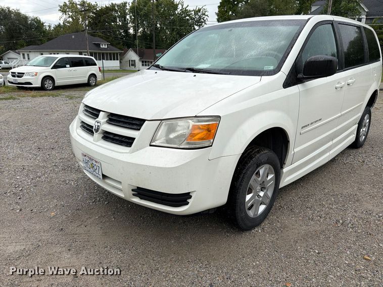 image for item FK3464 2010 Dodge Grand Caravan handicap accessible van