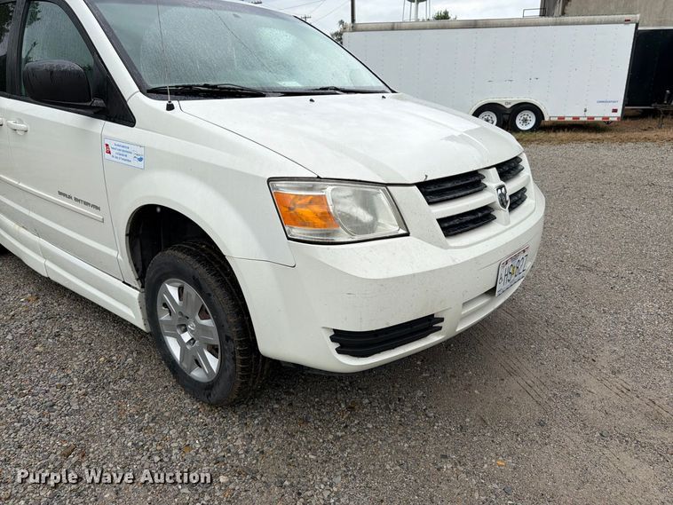 image for item FK3464 2010 Dodge Grand Caravan handicap accessible van