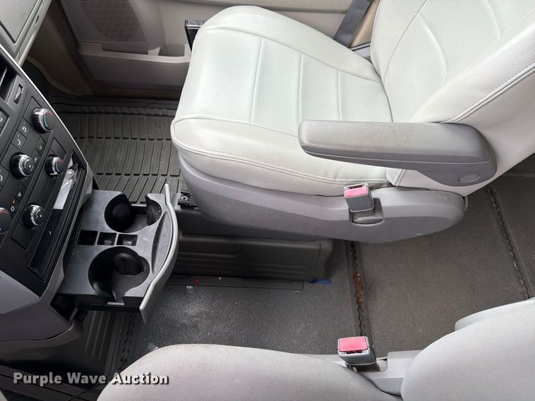 image for item FK3464 2010 Dodge Grand Caravan handicap accessible van
