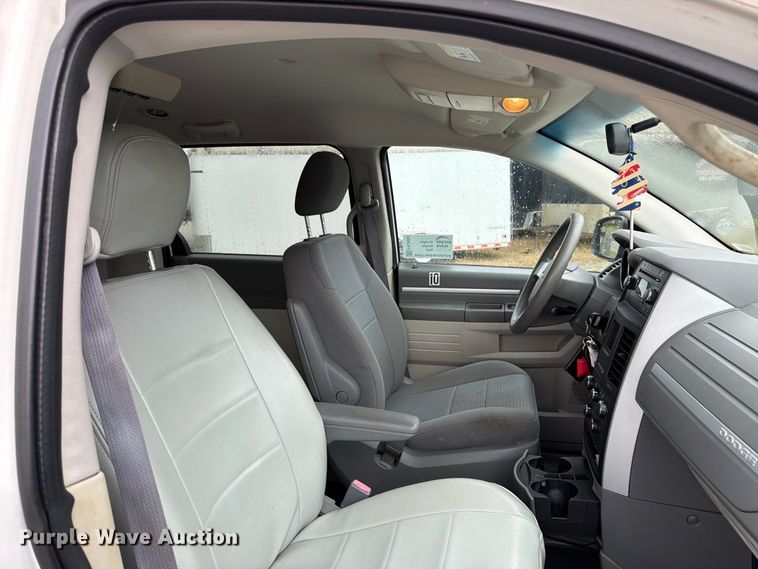 image for item FK3464 2010 Dodge Grand Caravan handicap accessible van
