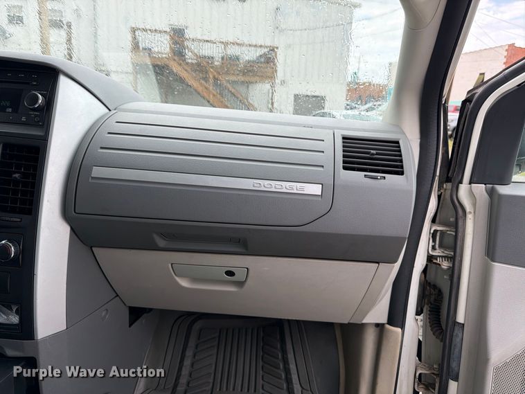 image for item FK3464 2010 Dodge Grand Caravan handicap accessible van