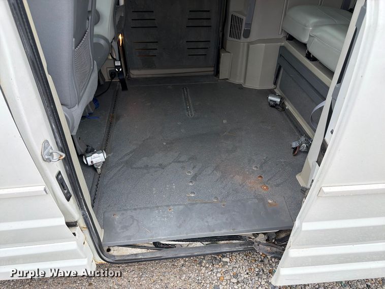 image for item FK3464 2010 Dodge Grand Caravan handicap accessible van
