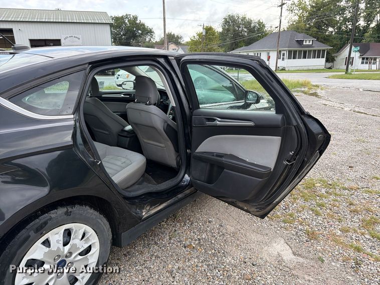 image for item FK3465 2014 Ford Fusion 