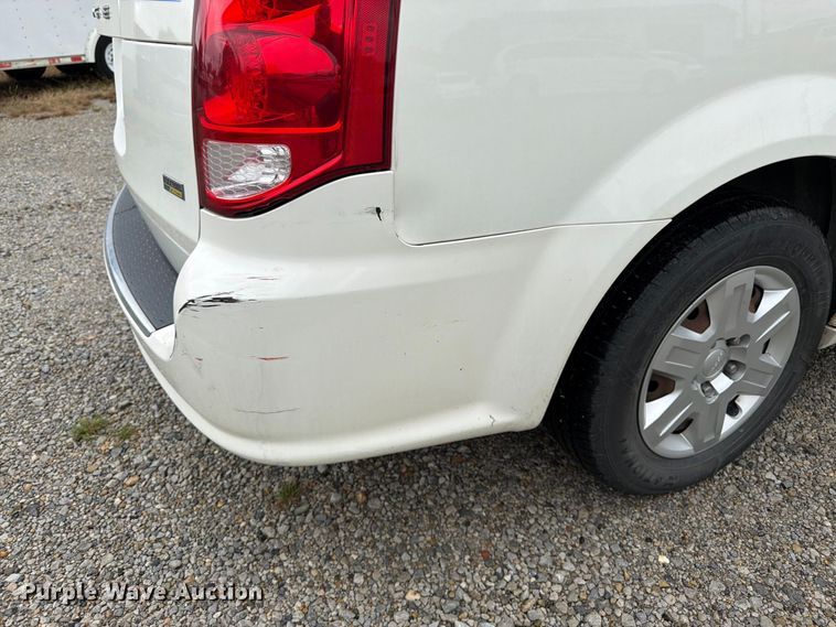image for item FK3466 2011 Dodge Grand Caravan van