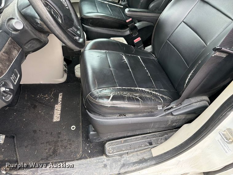 image for item FK3466 2011 Dodge Grand Caravan van