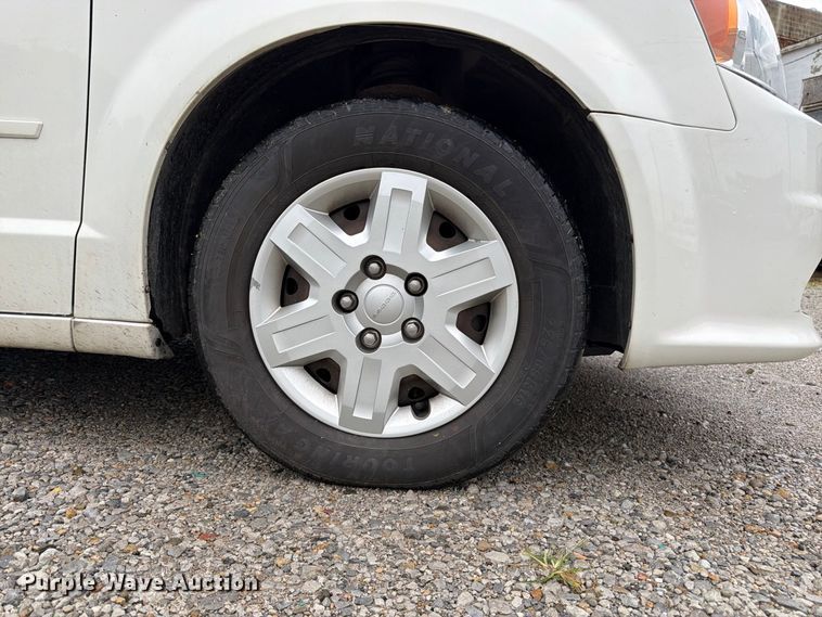 image for item FK3466 2011 Dodge Grand Caravan van