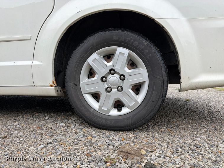 image for item FK3466 2011 Dodge Grand Caravan van