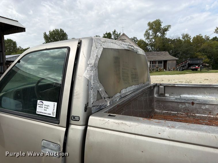 image for item FK3467 2000 Chevrolet K3500 pickup truck