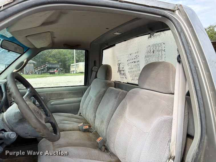image for item FK3467 2000 Chevrolet K3500 pickup truck