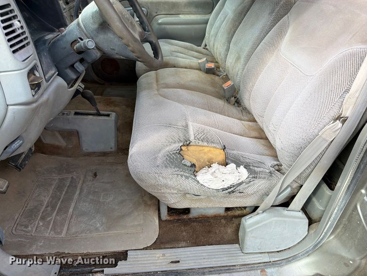 image for item FK3467 2000 Chevrolet K3500 pickup truck