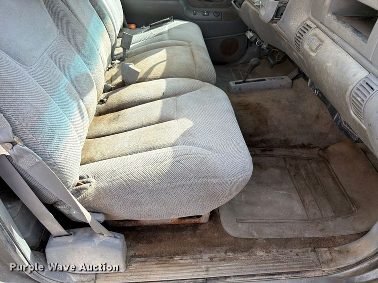image for item FK3467 2000 Chevrolet K3500 pickup truck