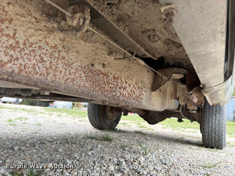 image for item FK3467 2000 Chevrolet K3500 pickup truck