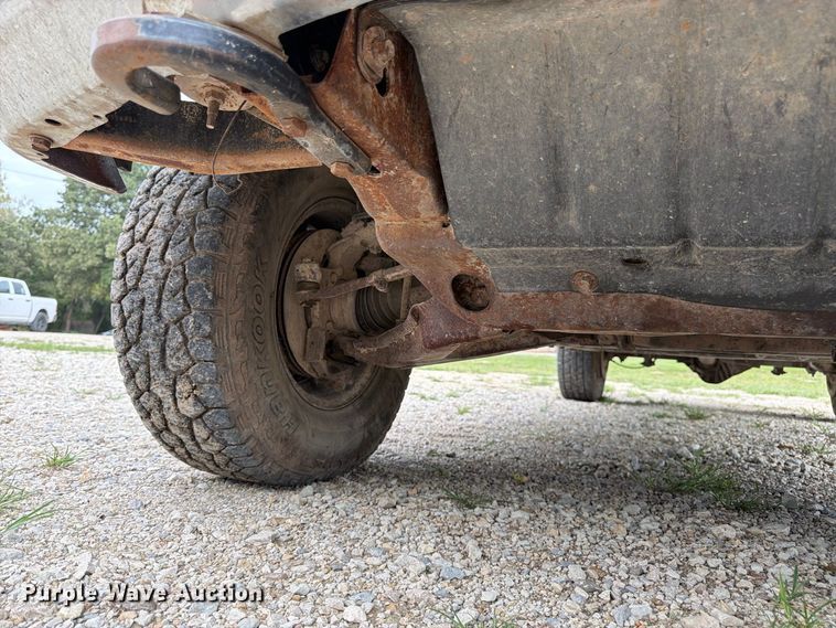 image for item FK3467 2000 Chevrolet K3500 pickup truck