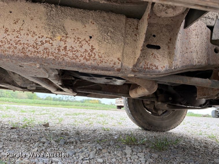 image for item FK3467 2000 Chevrolet K3500 pickup truck